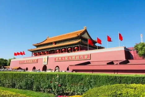 真朋友：在这个吃人的世界里，谁敢把后背交给你？