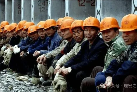 侯立虹 | “农民工”改名，值得庆贺吗？——热点追评系列之六