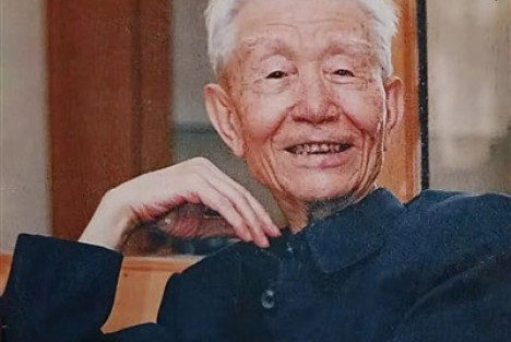 胡澄：马列主义法学精神卓越的革命者代表——深切缅怀郑天翔同志