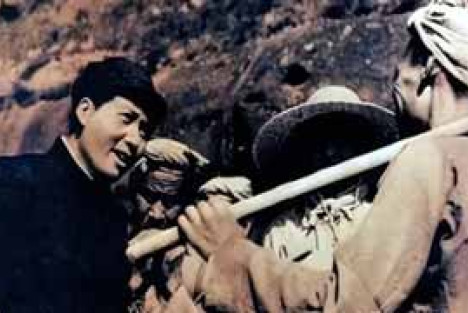 毛主席建国后有“三不踏”：不回延安、不进故宫、不登泰山，背后真相让人泪目