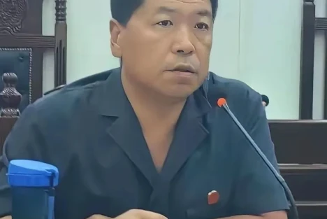 权力异化下的“中间人”乱象——由两起风波看政风现状