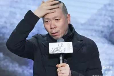 元龙：日本加紧备战，冯小刚却宣扬抗日是极左，三个目的需警惕
