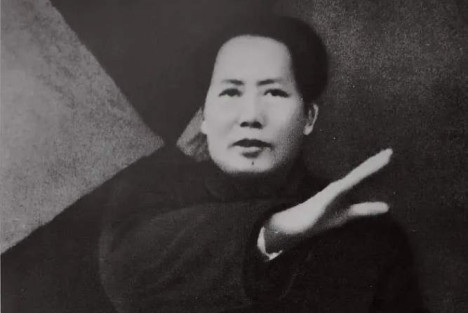 毛泽东：一个青年是不是革命的 ，就看他愿不愿意和广大工农群众结合