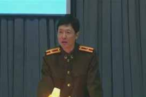 有人要求“一分为二”评价艾跃进，我想说几句话