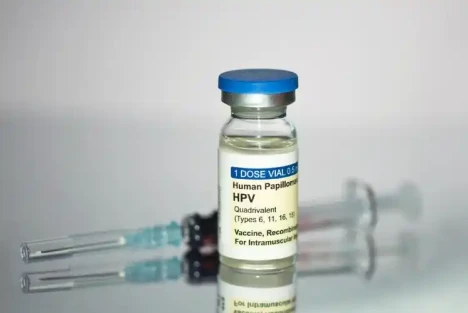 关于全面叫停HPV疫苗接种的建议 ——“HPV疫苗接种可以预防宫颈癌”是欺骗性宣传