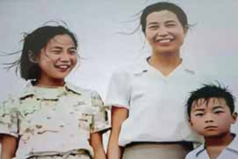 江青对毛泽民的儿子怎么样？