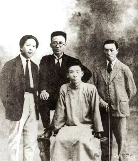 郁达夫：既要眠花宿柳，又要挥洒文墨，更要心怀家国_百科TA说