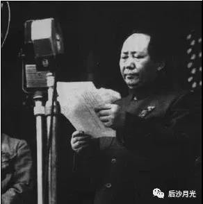 如此有利的机会抓不住，那就说明中国体制和社会出现了严重问题，需要一场真正的革命。1949年，中国共产党带领中国人民革命成功，一个贫穷而崭新的新中国诞生了。
