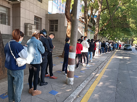疫情防控乱象环生,中国经不起瞎折腾