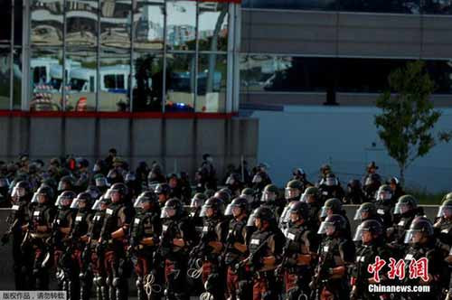 国际社会声援支持美国人民反抗种族歧视的正义斗争