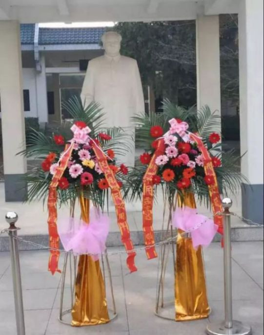 【特大喜讯】又一座毛主席纪念馆建成，滚滚红潮奔腾而来了！