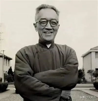 胡适,是永远洗不白的!