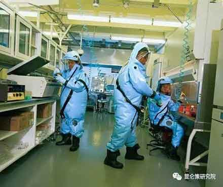 积极应对新型战争形态的挑战与机遇