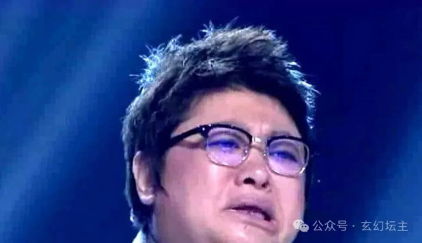 既然意识到“海归派”是带毒的垃圾,那么,此前被高价吸纳的那些“海归派”怎么处置?它们搞的政策、法规、教材、理论、观点怎么处置?他们以前做的那些事,怎么定性、处置?由他们在国内培养的学生,怎么处置?具体一点:金刻羽这样的“金融精英”,怎么处置?