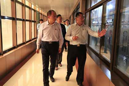 临淄西单村赴红色教育基地南街村考察学习