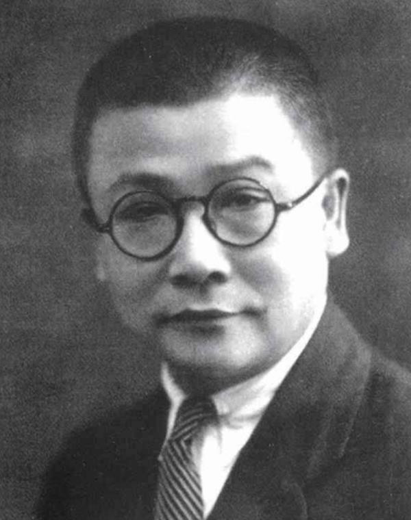 国军少将有恩于我军,解放后毛主席派人找,一查才知:已逃到香港