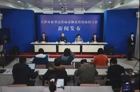 病毒的变异再多再快，比不过中国人民的智慧和勇气。
