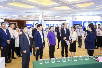 自主“芯”生态·筑基新型工业化 | 龙芯中科亮相2023第三届工控中国大会