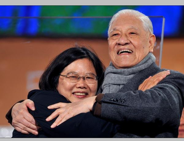 站在中国人民的立场看待台湾大选问题——难难问良之六十二(图文)