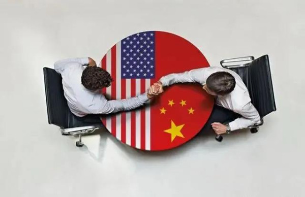 在中国为首的捍卫世界和平的国际社会面前,在中国一直坚持的和平发展,带动亲华国家一起走向稳定繁荣的大战略面前,盎撒犹资本邪恶联盟一直玩弄的“亚欧大陆离岸制衡”战略,终将因为不得人心而一败涂地。