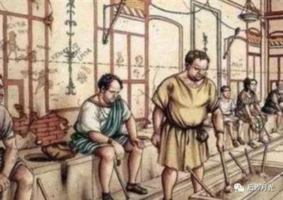 德国没有了卫生纸怎么办?用小树枝,气死普京