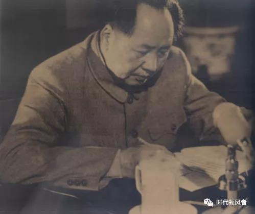  美军指出的志愿军的失误，在战前，毛主席早有提醒。可惜，宋时轮将军等前线指挥员没有重视毛主席的指示，导致歼灭战最终打成了击溃战。在毛主席看来，只有歼灭战才是真正的胜仗（宋将军在自己的回忆录中表达了后悔之意和对毛主席的敬佩之情）。来自敌方的解密档案再度证明了毛主席的伟大。毛主席身在北京，却可以洞悉万里之外的战场风云。我军将帅如云，却都敬服毛主席，是有原因的。我们讲述长津湖战役的这一遗憾，并不是抹杀这