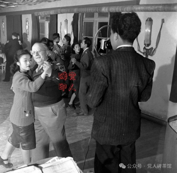 谁挑起了内战？川军营与解放战争2