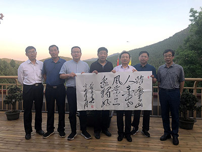 蔚严春｜深厚的情谊，永恒的记忆