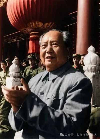 历史不是非黑即白的。庐山会议中的每一个人——毛主席、彭德怀、刘少奇、周恩来、柯庆施、王任重——都有他们各自的历史位置和判断逻辑。但档案不会说谎，事实不会偏心。