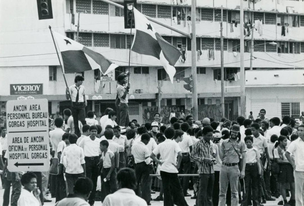 他们无法在战场上战胜我们,更无法在精神上腐化我们。武力威吓?和平演变?今天的中国人不吃这一套,多省点钱给自己打疫苗去吧。