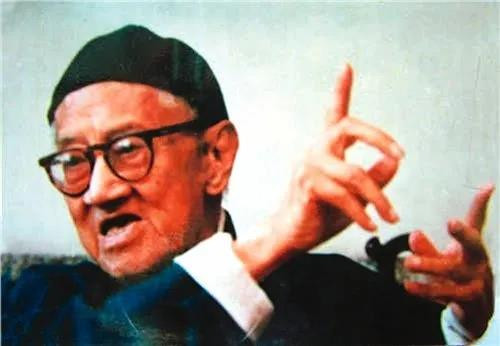 1983年梁漱溟来到毛主席故居,想起三十年前与主席争吵,忏悔不已