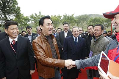 资本可以放大财富，但放大不了底线。任何把杠杆凌驾于规则之上、把公司当作私产、把造假当作竞争力的商业模式，无论规模多大，终将被时代清算。