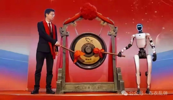 开盘冲进去的兄弟们，系好安全带。这趟车，颠得很，有点晕。