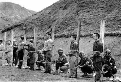 它们之所以迫不及待地与日本媾和,向美国献媚,不惜出卖自己国格,背叛自己的祖先和历史……因为他们害怕,害怕自己时日无多,终将遭到历史的清算。