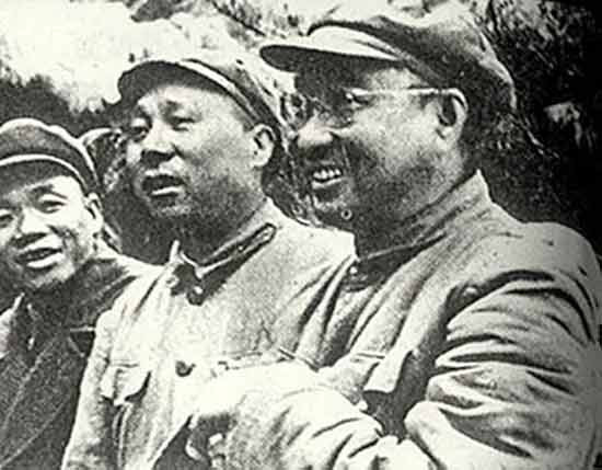 韩先楚：运动战阶段代表彭德怀始终靠前指挥，督师38军打出“万岁军”名头，指挥攻占汉城迫使美军退守三七线