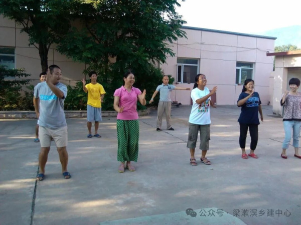 纪念管奇——不卑不亢的“有种”人