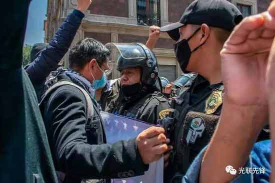 墨西哥共产党抗议哈里斯访墨