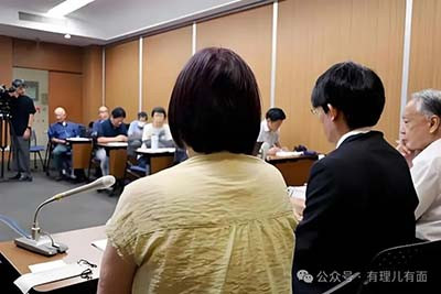 只是不知道，当日本纳税人看着自己辛苦赚来的钱，被用来替施暴的美国大兵“擦屁股”时，还能否笑脸相迎地对驻日美军说一句：“感谢您的保护”？