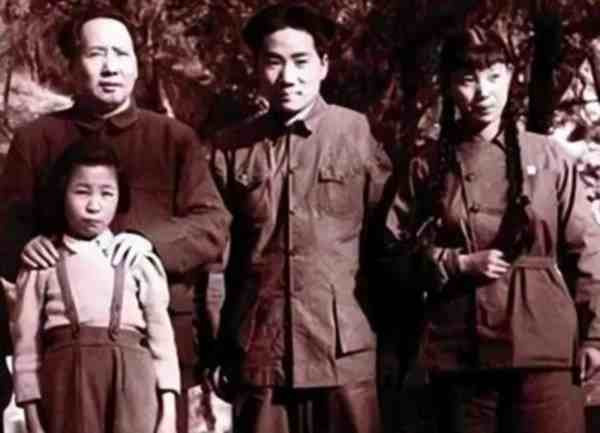 刘思齐回忆:毛岸英赴战场前特意交代了四件事,牺牲后才明白寓意