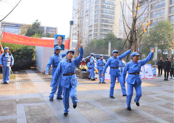 杭州临安举行毛主席诞辰127周年纪念活动