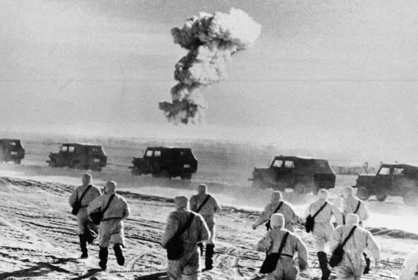 1961年:“两弹”工程上马的争论