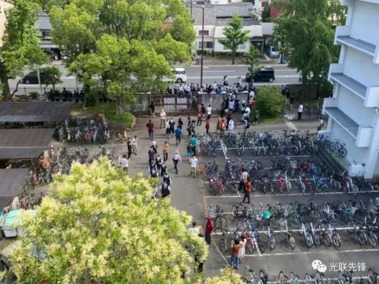 京都府警以调查中核派活动家为由，对京都大学熊野宿舍进行了突击检查