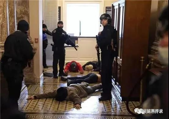 革命的发展,是一个十分复杂的过程,不能要求每一步都那么完美。