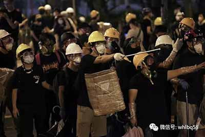 兰斌强：令人发指！十多名香港警察遭暴徒打伤送医
