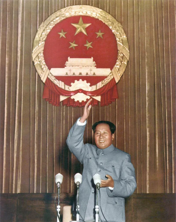 大气磅礴,自由奔放,毛泽东语言风格中的中国气派