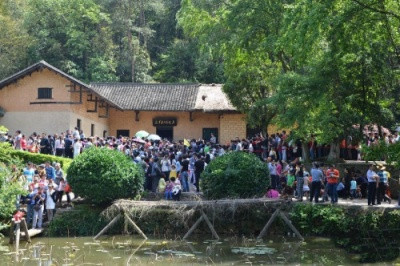 肖志夫：毛泽东伟大的人民立场发端于少年
