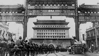 “八年抗战”也许不足以表达中国人民在抗日战争中付出的牺牲。这份血写的遗产无论如何纪念都不为过,抗日战争对中华民族生死存亡的意义必须得到捍卫。