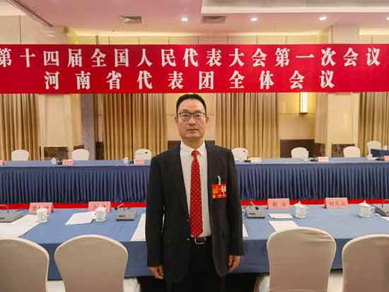 河南省辉县市裴寨村的有关干部,藐视法律,欺压乡里,严重败坏辉县、新乡市、甚至河南省的政治生态!