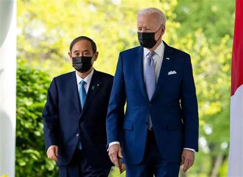 岸田文雄首相，会让日本更“作”？