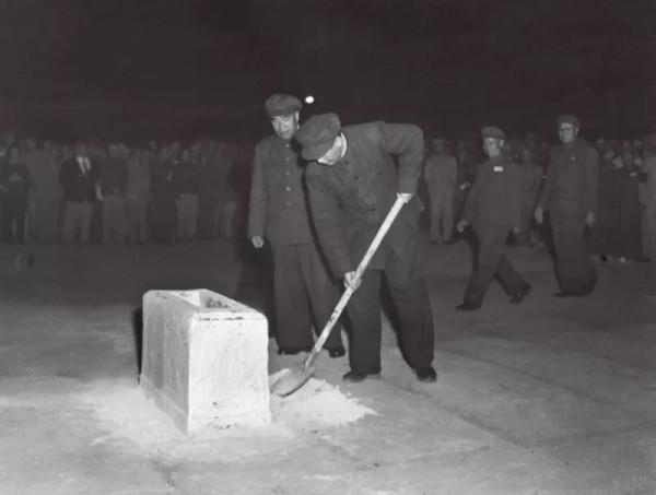 初心永耀——1921纪事